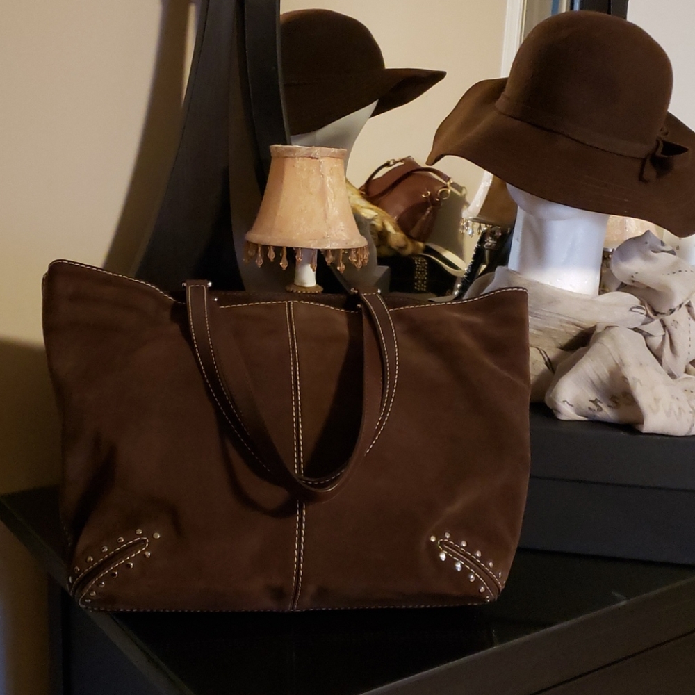 ๐Michael Kors "Astor "Suede Leather Tote - Picture 3 of 12